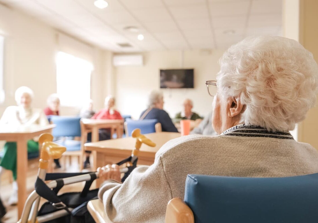 Does Medicare pay for nursing homes?